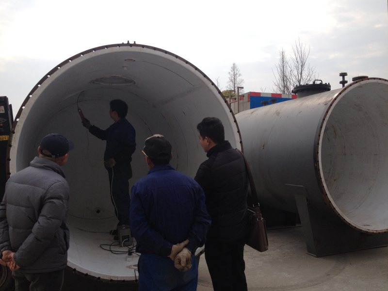 内衬聚四氟乙烯（PTFE）大型设备
